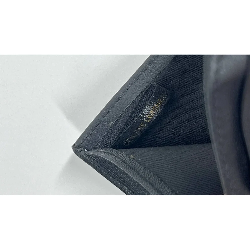 1 LIKE NO OTHER Mens Leather Bi-fold RFID Wallet Card ID Carrier Black NWOT